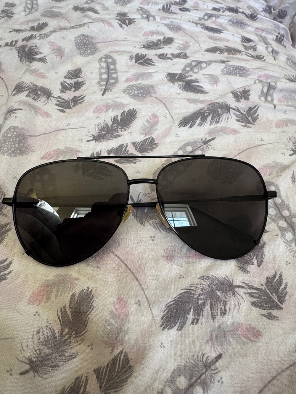 Diff Eyewear Men’s Black Aviator Sunglasses